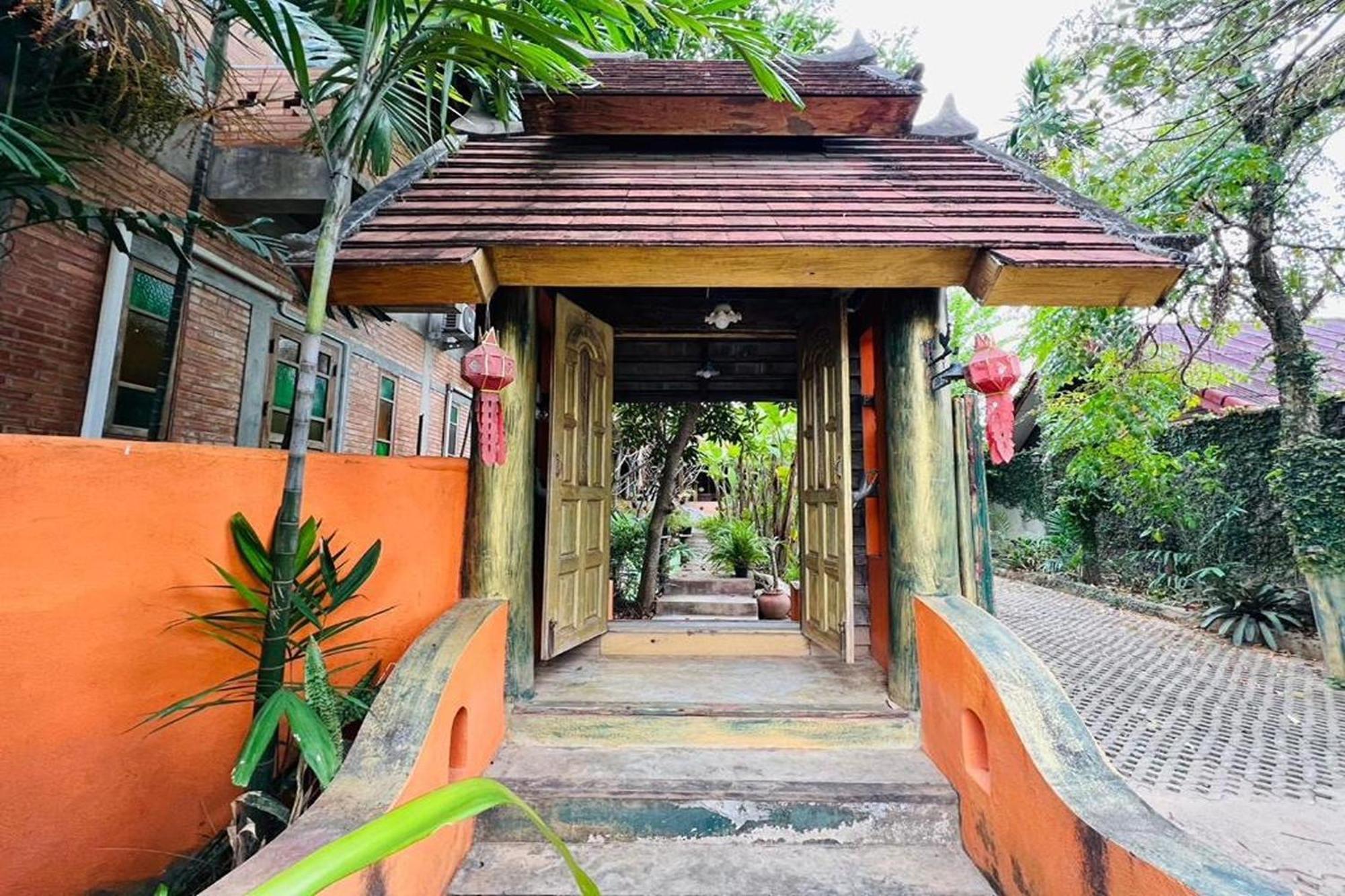 Amethyst Hotel Chiang Mai Exterior foto